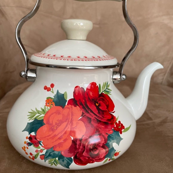 The Pioneer Woman Kitchen The Pioneer Woman Tea Kettle Poshmark